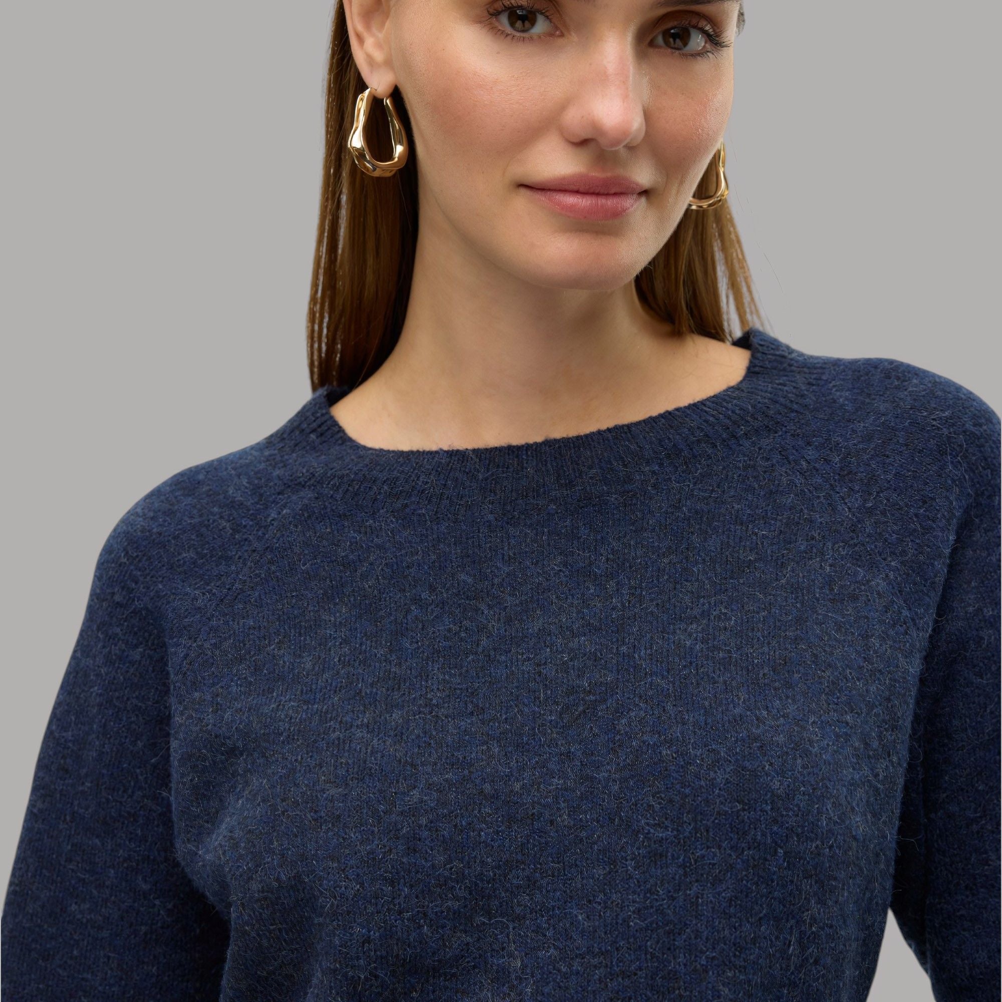 Pullover paricollo donna Vero Moda Doffy blu navy con tessuto a 2 colori