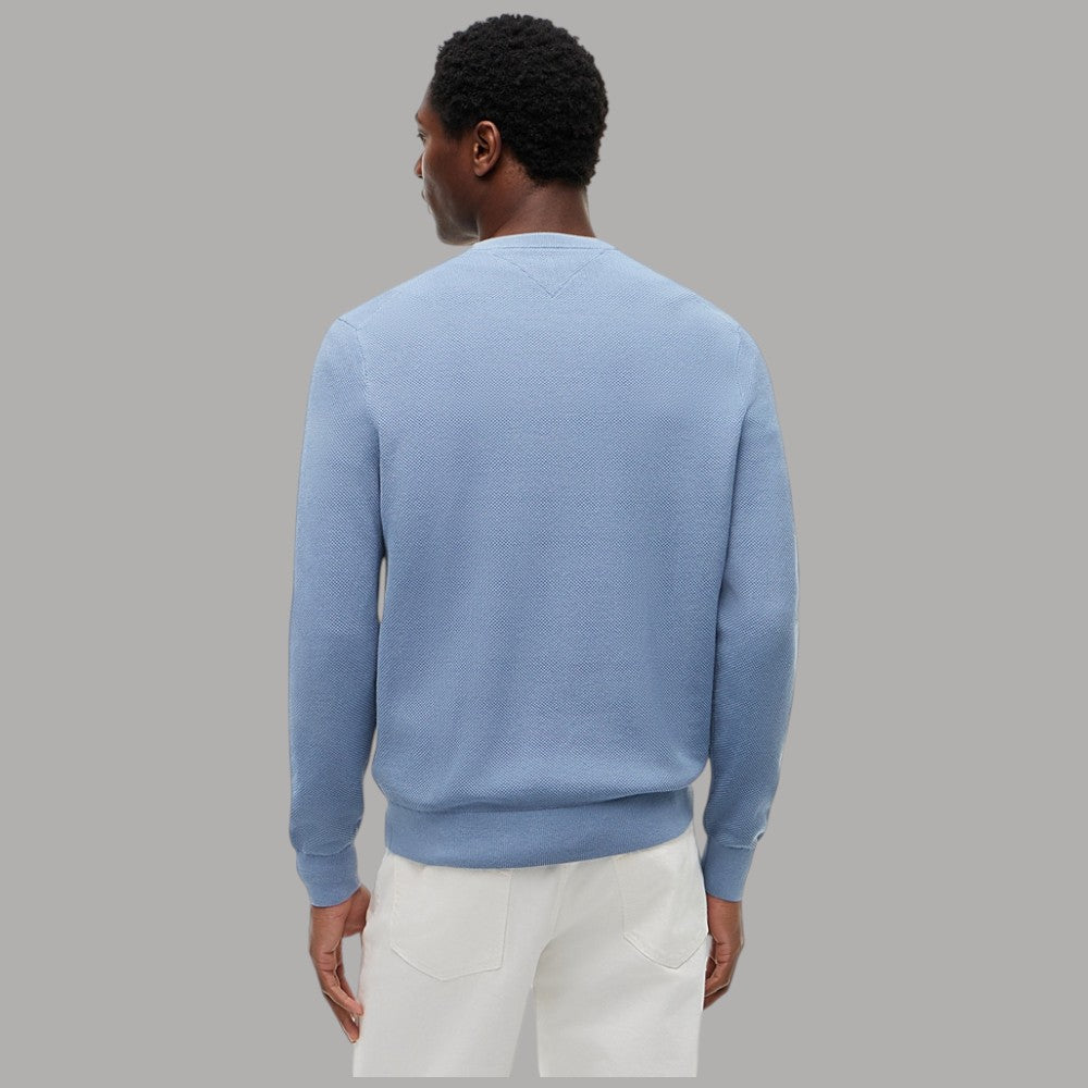 Tommy Hilfiger pullover strutturato in cotone azzurro con texture a trama fine, vista laterale