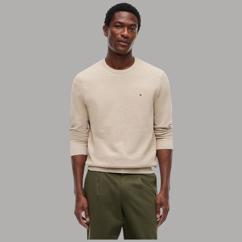 Tommy Hilfiger pullover strutturato in cotone beige con dettagli tono su tono e logo frontale