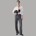 Pantaloni regular fit in punto Milano Liu Jo TF6019J3970 in grigio con tasche e gamba dritta