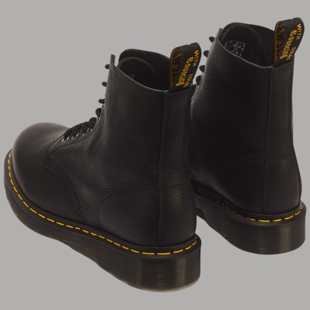 Dr Martens Stivali stringati in pelle Ambassador nero con cuciture gialle