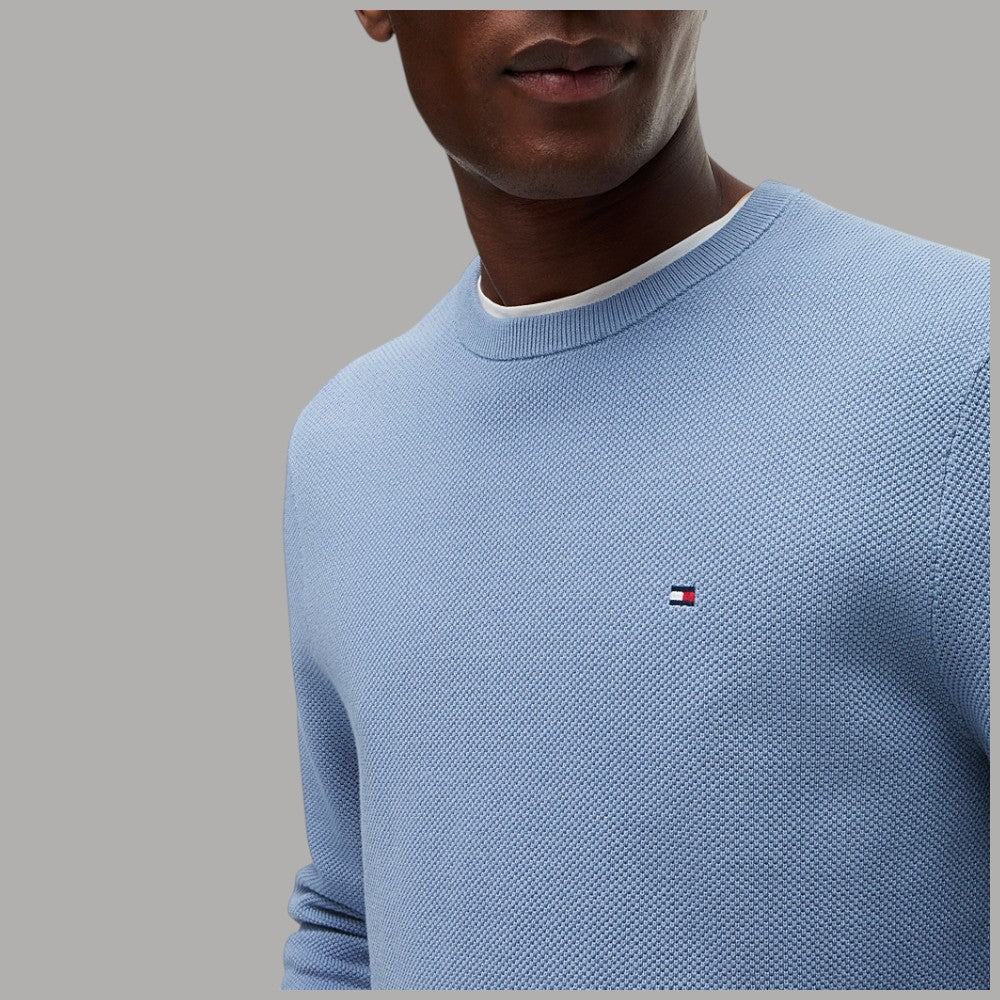 Pullover strutturato in cotone Tommy Hilfiger azzurro con logo frontale e texture piccola
