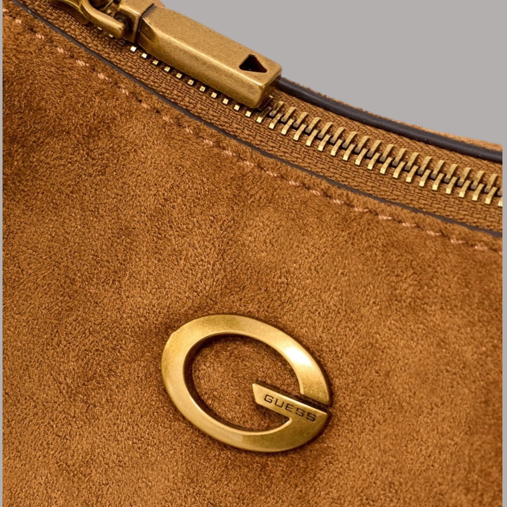 Borsa Guess a spalla in camoscio marrone con dettaglio metallico G logo