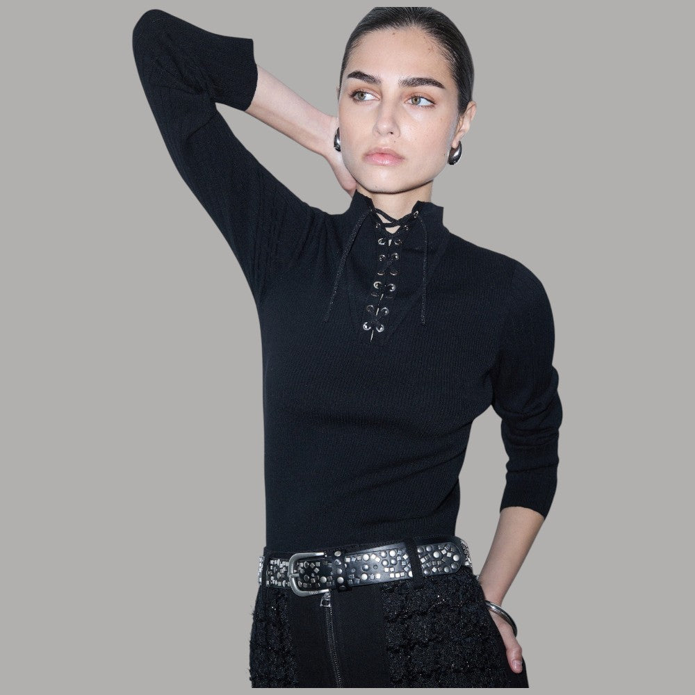 Maglia con stringa sul davanti Liu Jo TF6082MS63L nera con dettaglio lacci sul collo