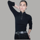 Maglia con stringa sul davanti Liu Jo TF6082MS63L nera con dettaglio lacci sul collo