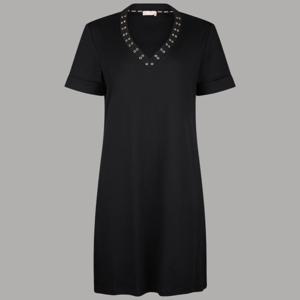 Abito corto nero in jersey con scollo a V decorato con occhielli