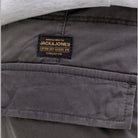 Etichetta Jack & Jones su bermuda cargo in cotone grigio scuro