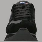 Sneakers nere in scamosciato con lacci, puntale sagomato e suola spessa