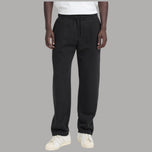 Pantaloni tuta neri con coulisse in vita e gamba dritta