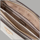 Borsa Guess similpelle, interno con scomparti e fodera crema, zip e tasca