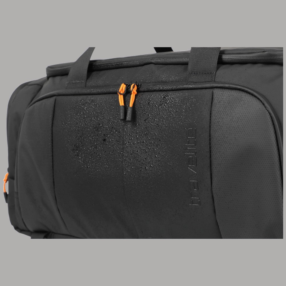 Borsa a zaino nera: tasca frontale con tessuto anti-goccia e zip arancioni