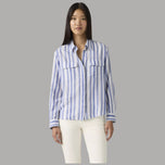 Camicia donna a righe in cotone e lino, bianco e blu, tasche applicate e bottoni