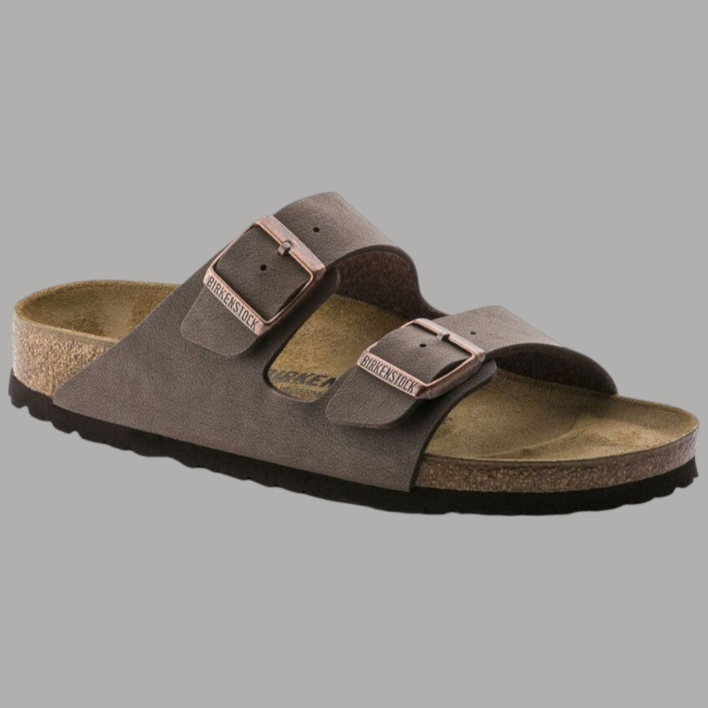 Ciabatte Birkenstock Arizona mocca marrone con due cinturini e fibbie in metallo