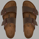 Ciabatte Birkenstock Arizona mocca, tomaia con fibbie e logo interno