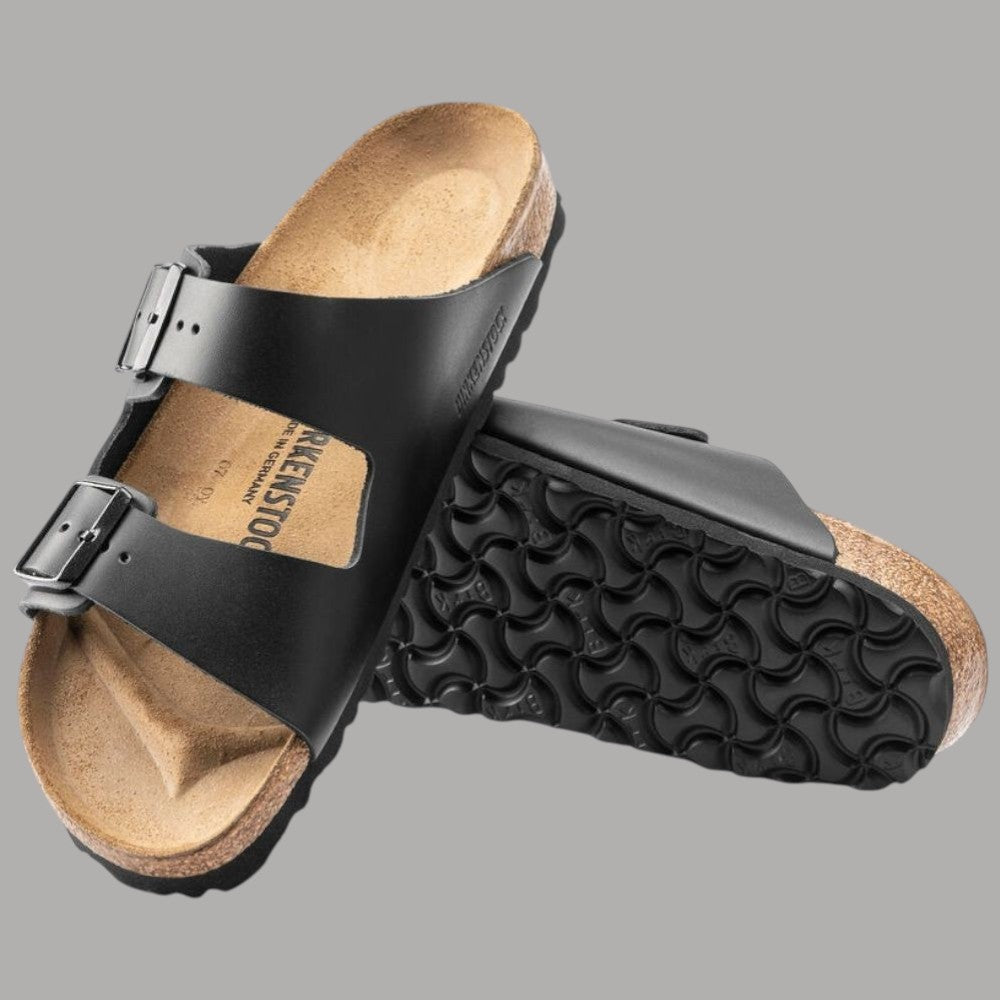 Ciabatte Birkenstock Arizona nere in pelle con suola a rilievo antiscivolo