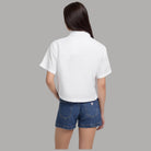 GJ Camicia Bianca Guess Boxy Cropped Cotone con Tasche e Bottoni - Prodotti di Classe