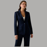 Giacca blazer blu in viscosa con revers e bottone gioiello