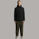 Giacca Lyle & Scott Antivento con Cappuccio e Tasca Interna - Prodotti di Classe