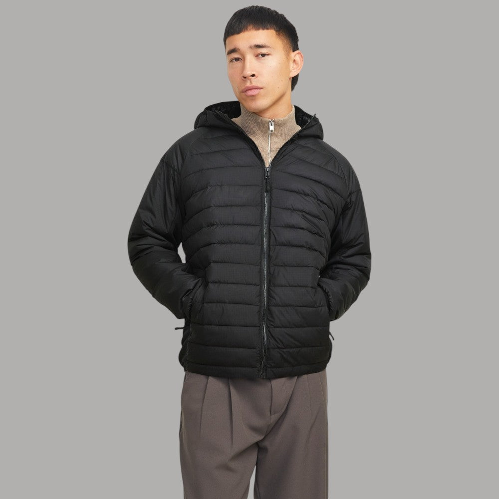 Giacca Uomo Nera Trapuntata 100gr con Cappuccio Jack & Jones - Prodotti di Classe