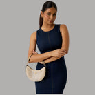 Guess Borsa Hobo con Strass Tasmin Eleganza Dorata - Prodotti di Classe