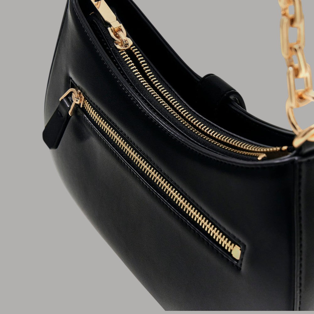 Guess Borsa a Spalla Carrie in Similpelle con Logo e Zip dorata - Prodotti di Classe