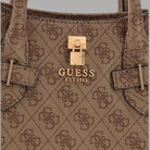 Guess borsa a mano Yesba latte con tracolla e logo dorato - Prodotti di Classe
