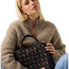 Guess borsa a mano marrone Silia 4G logo peony HWGP9890060ESL Borse Guess