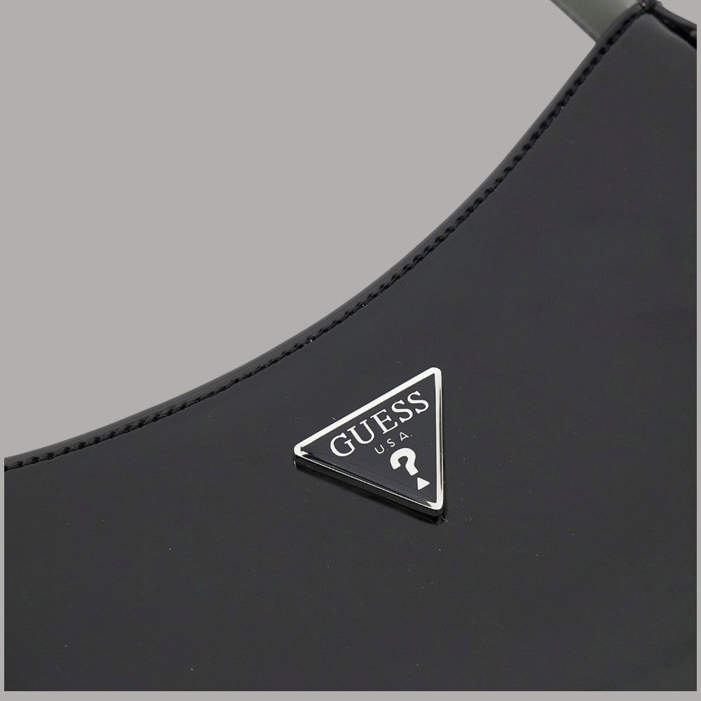 Guess borsa a spalla Arnela, finitura lucida, simil pelle elegante - Prodotti di Classe