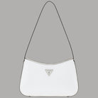 Guess borsa a spalla Arnela, finitura lucida, simil pelle elegante - Prodotti di Classe