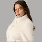 Guess eco pelliccia bianca Luna W5BL64 W3920 G012 - Prodotti di Classe