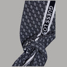 Sciarpa donna blu scura annodata con motivo 4G e banda con logo GUESS LOS ANGELES