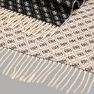 Guess sciarpa nera 60x180 con logo 4G AW5423 POL03 BLA - Prodotti di Classe