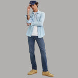 Jeans Levi's 502 in denim blu scuro, gamba affusolata
