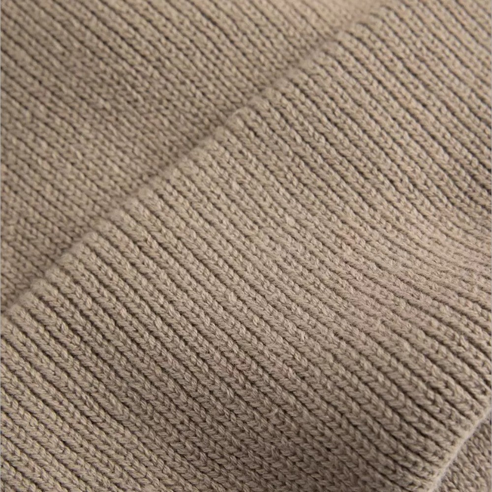 Levi's berretto taupe con patch 000J40013 - Prodotti di Classe