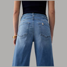 Liu Jo Jeans Flare Vita Alta con Cintura Logo Monogram - Prodotti di Classe