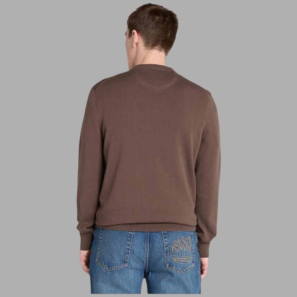 Maglia uomo in cotone marrone scuro, vista posteriore con girocollo a coste