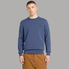 Maglia girocollo blu scuro con logo sul petto, scollo rotondo a costine
