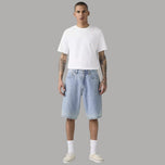 Pantaloncino jeans Levi's baggy a vita bassa, blu chiaro, orlo sfilacciato