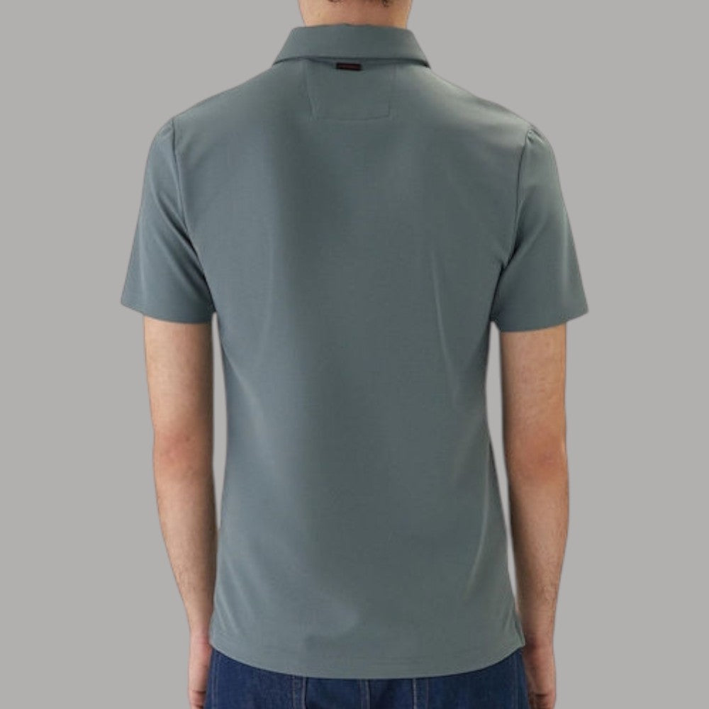 Guess polo in tessuto tech stretch M6RP02KD202 - Prodotti di Classe