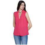 Blusa rosa fragola senza maniche con colletto e scollo a V