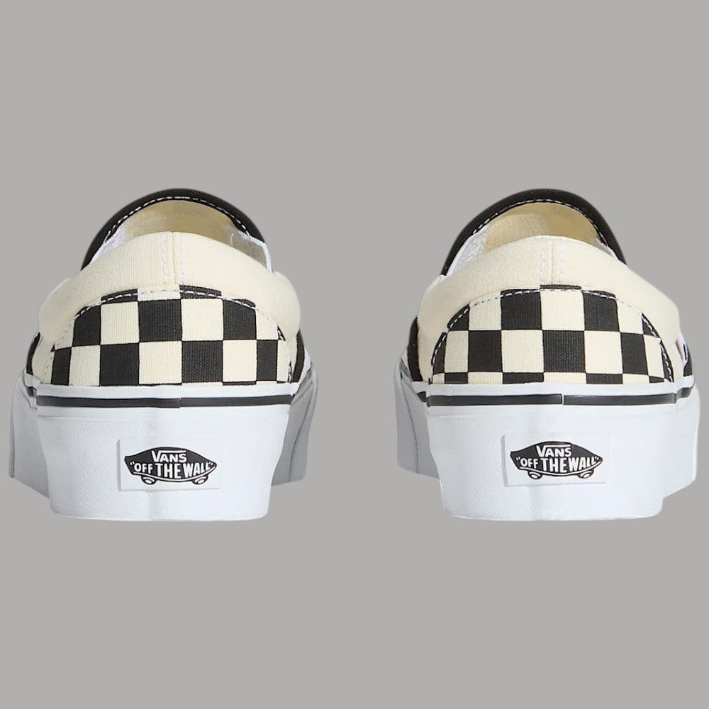 Scarpe Vans slip-on posteriori checkerboard con logo sul tallone e suola platform