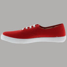 Scarpa da donna in tela rossa con lacci e suola bianca