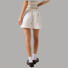 Shorts Guess GJ in Denim Bianco Vita Alta e Vestibilità Rilassata - Prodotti di Classe