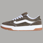 Sneaker Vans Hylane in camoscio marrone con profilo bianco, lacci bianchi e bordo arancione