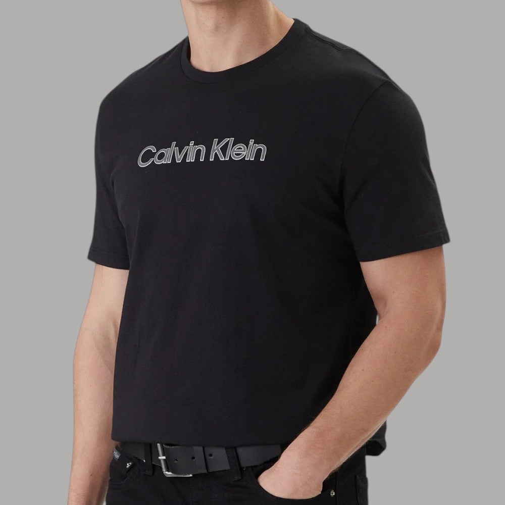 T-shirt Calvin Klein nera con logo sul petto e maniche corte