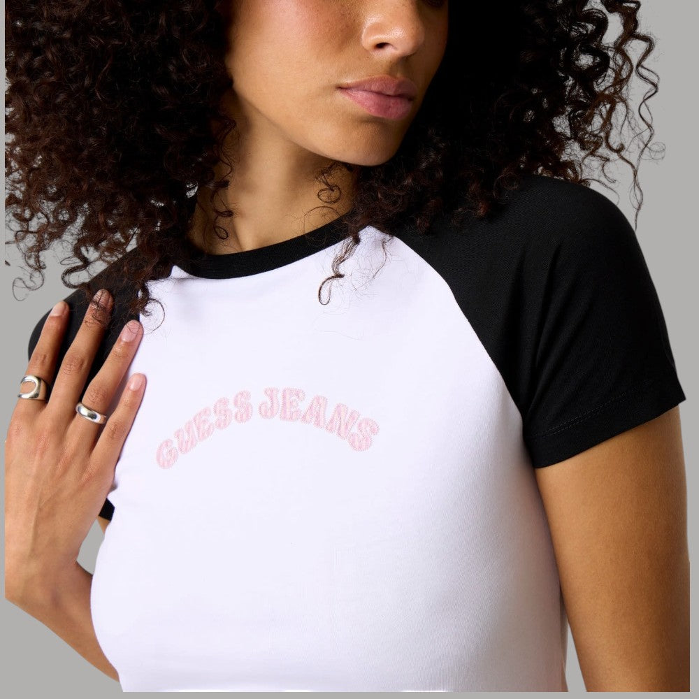 Elegante T-shirt Guess GJ Donna Slim con Logo Stampato in Cotone - Prodotti di Classe