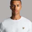 T-shirt Lyle & Scott Uomo Cotone con Logo Iconico Aquila - Prodotti di Classe