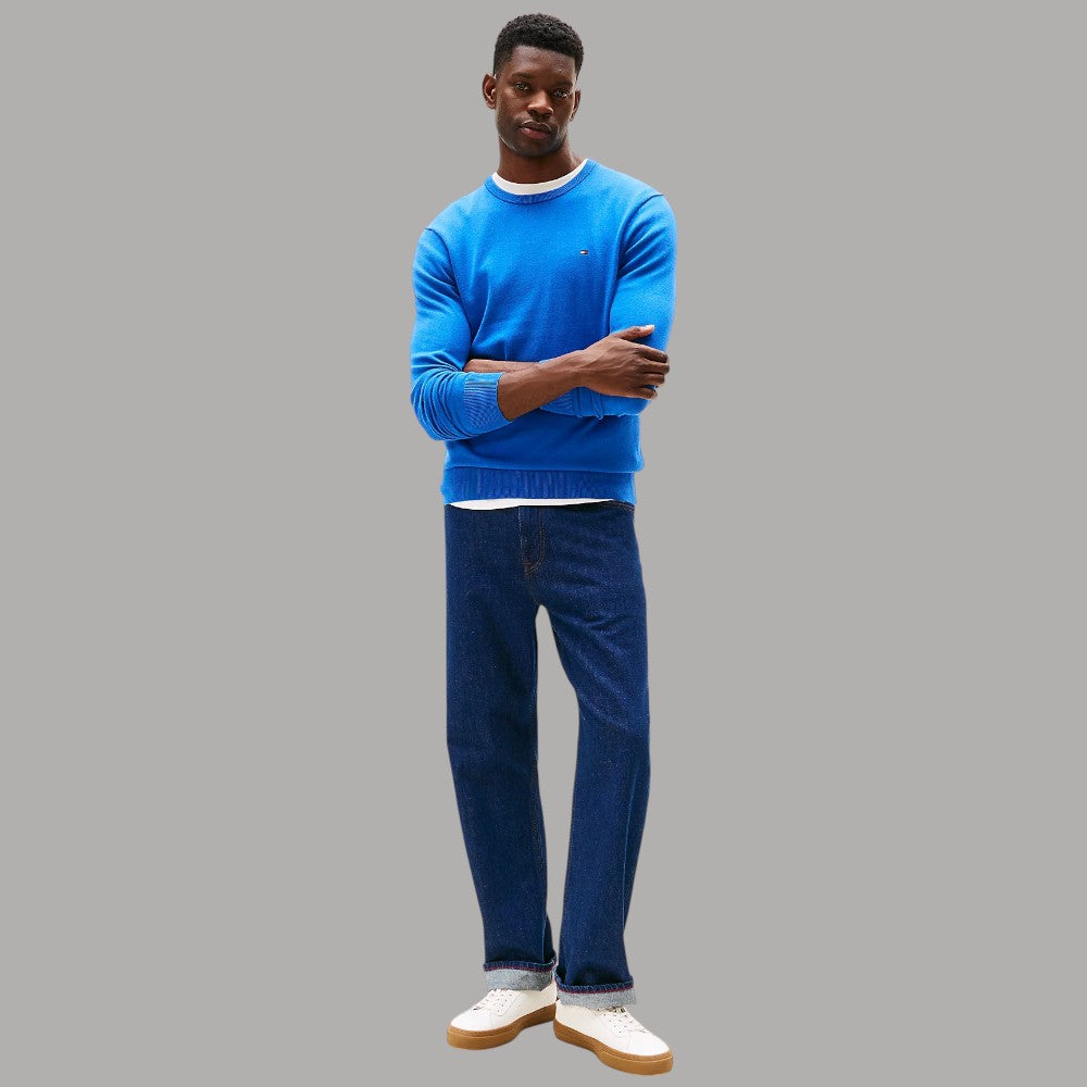 Maglione pullover azzurro in cotone con girocollo e polsini a costine