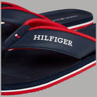 Infradito Tommy Hilfiger blu con fascia rossa e scritta HILFIGER sul plantare