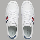 Sneaker bianche con lacci e logo Tommy Hilfiger all’interno del tallone